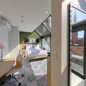3* מלון Hampton By Hilton Old Town